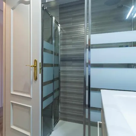 Tilos - Con Garaje Apartment